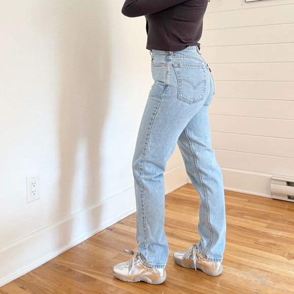 Vintage 512 light wash Levi’s - Picture 7 of 7